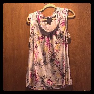 Grey & floral sleeveless blouse